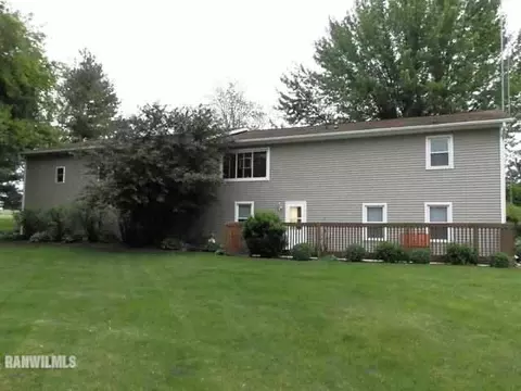 704 E Snyder, Davis, IL 61019 photo 2