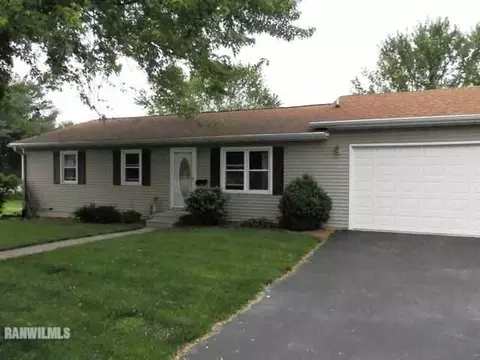 704 E Snyder, Davis, IL 61019 photo 1