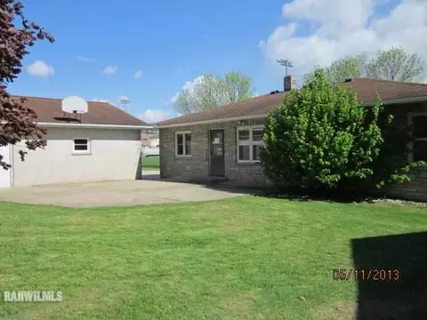 125 E Pleasant St, Lanark, IL 61046 photo 11