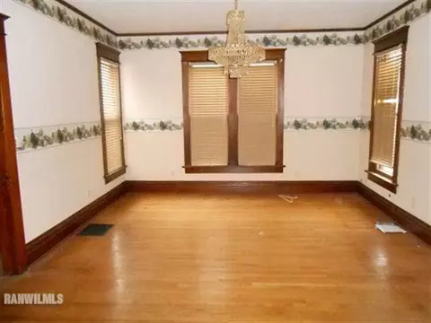 102 Washington St, Ridott, IL 61067 photo 3