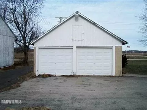 102 Washington St, Ridott, IL 61067 photo 11