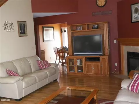 608 Tracy Ct, Pecatonica, IL 61063 photo 9