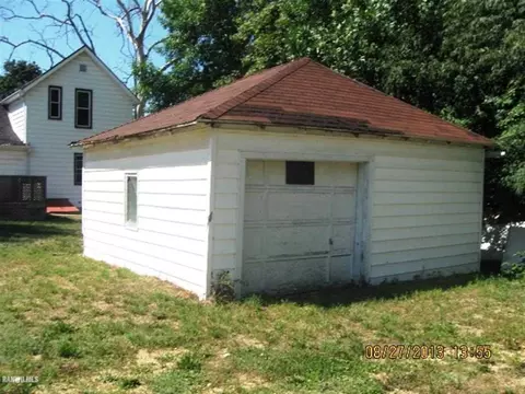 717 S 14th Ave, Freeport, IL 61032 photo 15