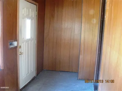 717 S 14th Ave, Freeport, IL 61032 photo 3
