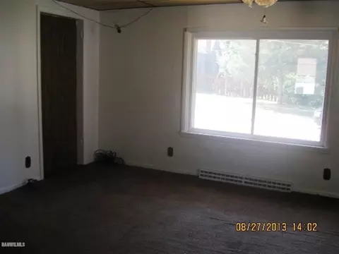 717 S 14th Ave, Freeport, IL 61032 photo 5
