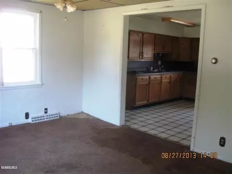 717 S 14th Ave, Freeport, IL 61032 photo 6