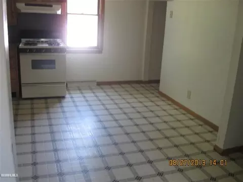 717 S 14th Ave, Freeport, IL 61032 photo 7