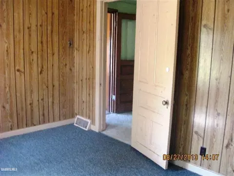 717 S 14th Ave, Freeport, IL 61032 photo 2