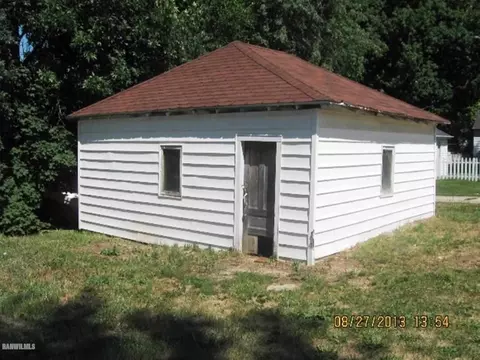 717 S 14th Ave, Freeport, IL 61032 photo 16
