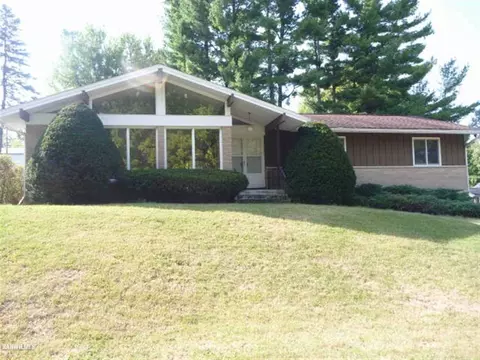 401 E Center St, Mount Carroll, IL 61053 photo 1