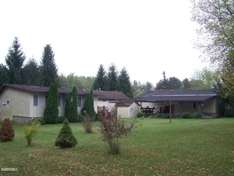 5106 Locust Ln, Thomson, IL 61285 photo 9