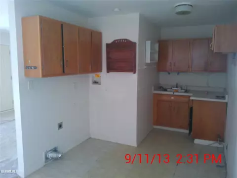 1418 Winter Dr, Freeport, IL 61032 photo 3