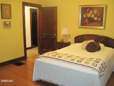 614 E Jefferson, Freeport, IL 61032 photo 10