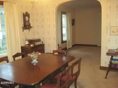 614 E Jefferson, Freeport, IL 61032 photo 5