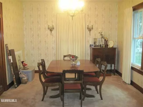 614 E Jefferson, Freeport, IL 61032 photo 4