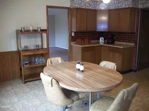 1444 Winter Dr, Freeport, IL 61032 photo 11