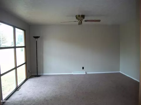 1444 Winter Dr, Freeport, IL 61032 photo 19