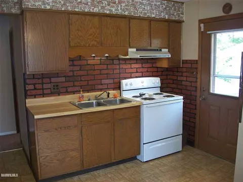 1444 Winter Dr, Freeport, IL 61032 photo 13