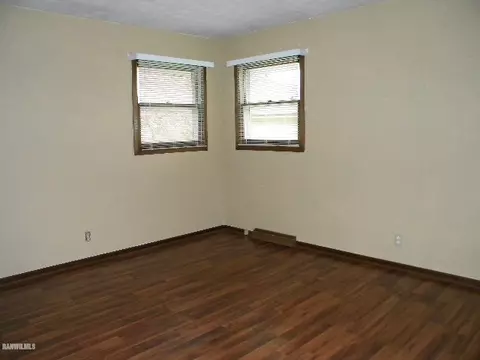 2195 Eagle Dr, Freeport, IL 61032 photo 9