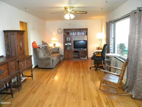 1875 E Currier Rd, Freeport, IL 61032 photo 6