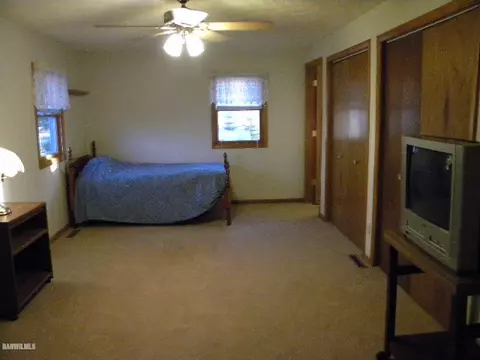 1875 E Currier Rd, Freeport, IL 61032 photo 15