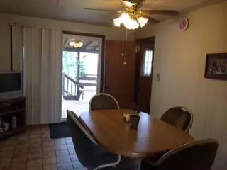 1875 E Currier Rd, Freeport, IL 61032 photo 5