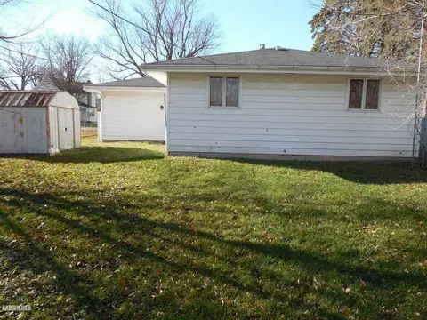 307 S Blaine St, Leaf River, IL 61047 photo 12