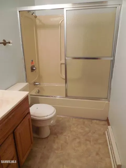 307 S Blaine St, Leaf River, IL 61047 photo 10