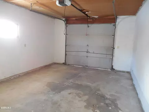 307 S Blaine St, Leaf River, IL 61047 photo 13