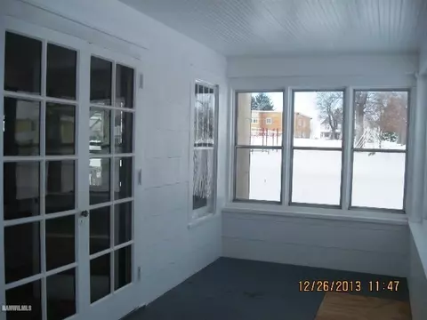 601 S Garfield, Leaf River, IL 61047 photo 20