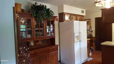 727 E Washington, Mount Carroll, IL 61053 photo 9