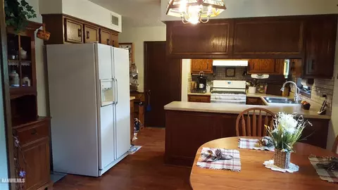 727 E Washington, Mount Carroll, IL 61053 photo 10