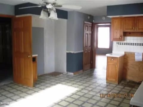 1471 W Becker School Rd, Freeport, IL 61032 photo 7