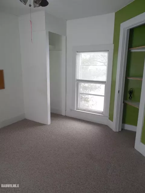 117 E 5th St, Pecatonica, IL 61063 photo 10