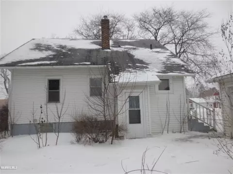 511 S Garfield St, Leaf River, IL 61047 photo 10
