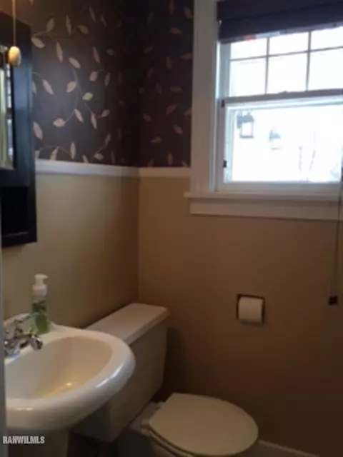 1560 La Cresta Dr, Freeport, IL 61032 photo 18