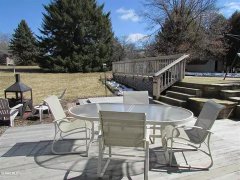 2455 Shepard Dr, Freeport, IL 61032 photo 17
