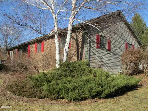2455 Shepard Dr, Freeport, IL 61032 photo 20