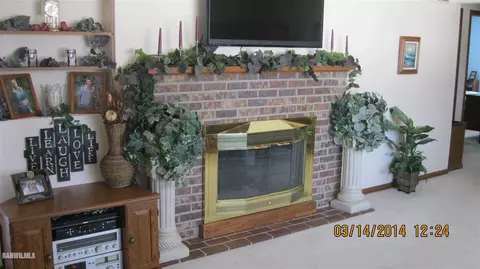 2455 Shepard Dr, Freeport, IL 61032 photo 6