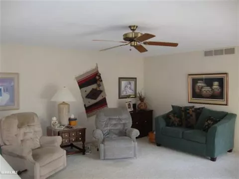 740 Towne Dr, Freeport, IL 61032 photo 13
