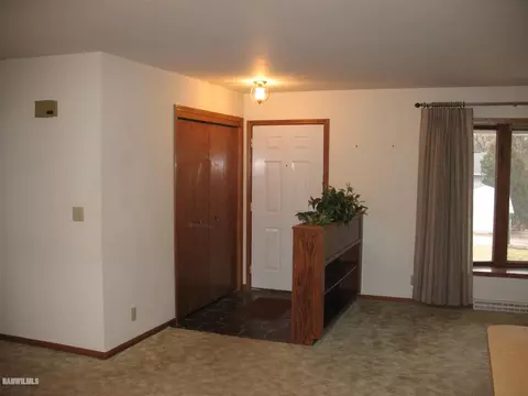 520 Huggins, Lanark, IL 61046 photo 8