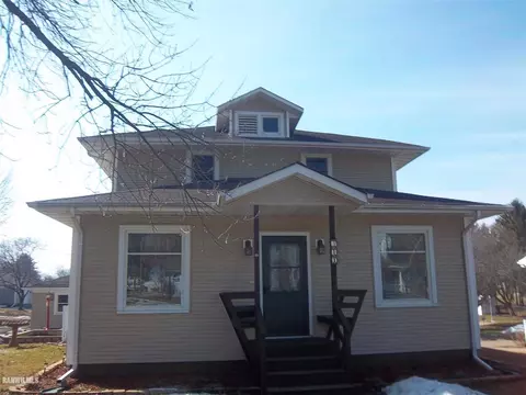 311 Second St, Chadwick, IL 61014 photo 1