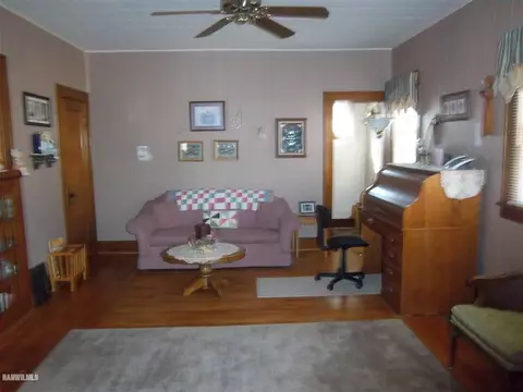 311 Second St, Chadwick, IL 61014 photo 7