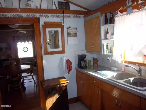 311 Second St, Chadwick, IL 61014 photo 4