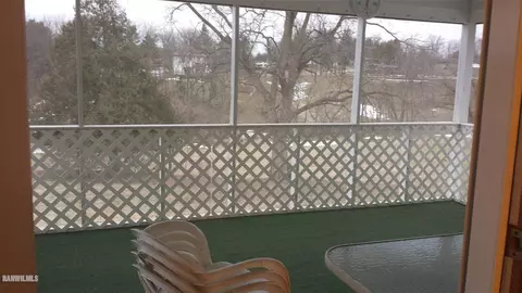 9 E Geneva, Mount Carroll, IL 61053 photo 5