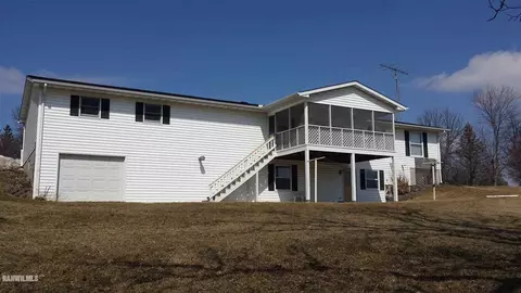 9 E Geneva, Mount Carroll, IL 61053 photo 3