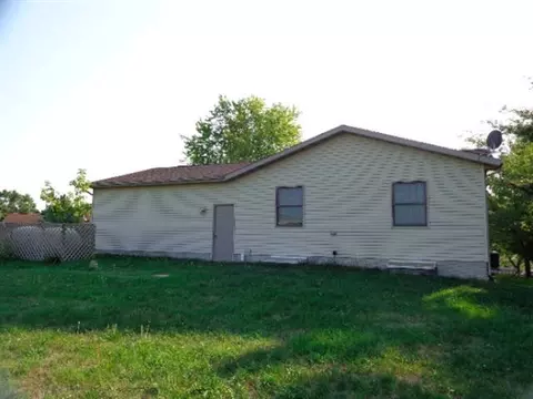 4-133 Sunset Ct, Lanark, IL 61046 photo 12