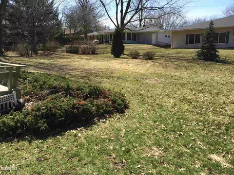 1822 Valleyview Dr, Freeport, IL 61032 photo 23