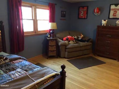 1822 Valleyview Dr, Freeport, IL 61032 photo 15
