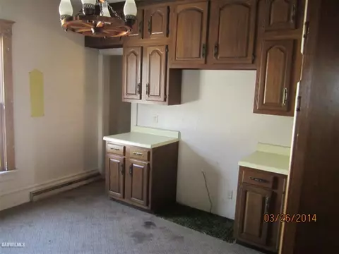 718 E Locust St, Lanark, IL 61046 photo 9